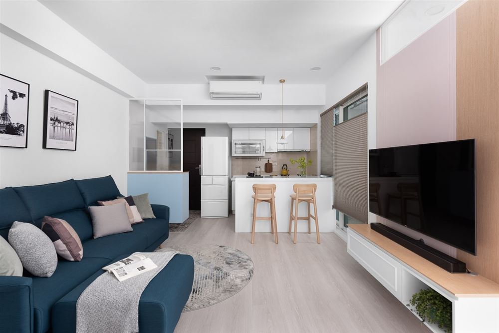 江門市融創(chuàng)御府現(xiàn)代簡約風(fēng)格二居室裝修案例