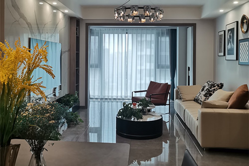 德陽市萬達(dá)華府。現(xiàn)代簡(jiǎn)約風(fēng)格三居室裝修案例